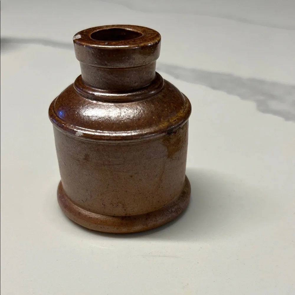 Rustic Brown Ceramic Inkwell - Picture 1 of 3